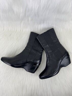 Cole Haan Nike Air Kierstin II Wedge Booties Black Leather Gusset Boots US 8B